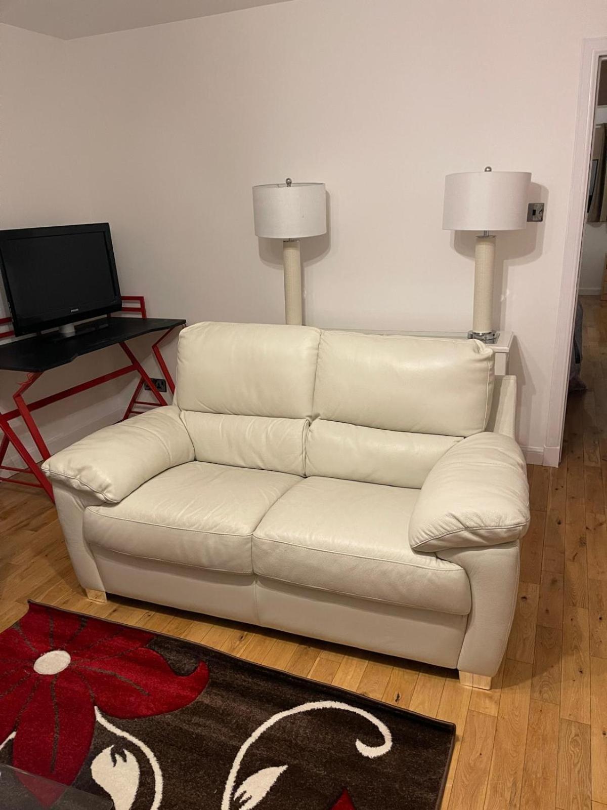 Morrisons 2 Weeks Centre 2 Bedroom Apartment *